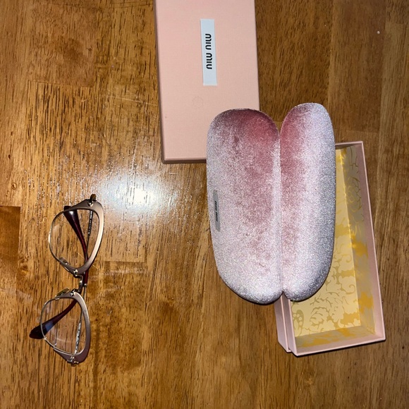Cat eye glasses no outter box  just case miu miu - Picture 10 of 14
